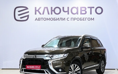 Mitsubishi Outlander III рестайлинг 3, 2019 год, 2 430 000 рублей, 1 фотография