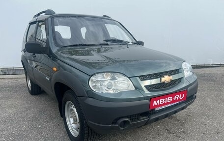 Chevrolet Niva I рестайлинг, 2011 год, 3 фотография