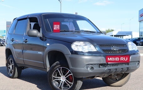 Chevrolet Niva I рестайлинг, 2011 год, 630 000 рублей, 2 фотография