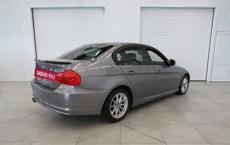 BMW 3 серия, 2011 год, 1 113 000 рублей, 3 фотография