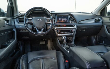 Hyundai Sonata VII, 2017 год, 2 200 000 рублей, 6 фотография