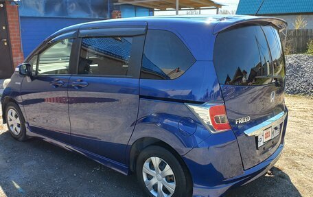 Honda Freed I, 2015 год, 3 фотография