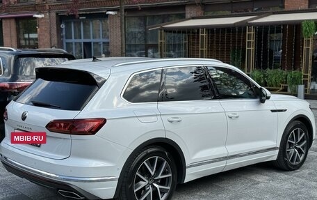 Volkswagen Touareg III, 2020 год, 6 800 000 рублей, 5 фотография