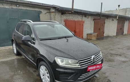 Volkswagen Touareg III, 2015 год, 3 550 000 рублей, 2 фотография