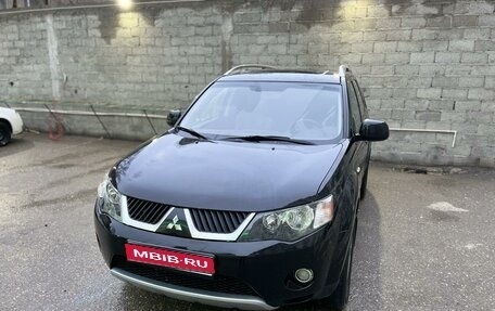 Mitsubishi Outlander III рестайлинг 3, 2008 год, 1 300 000 рублей, 1 фотография