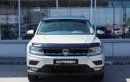 Volkswagen Tiguan II, 2017 год, 2 345 000 рублей, 3 фотография