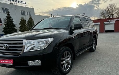 Toyota Land Cruiser 200, 2008 год, 2 950 000 рублей, 1 фотография