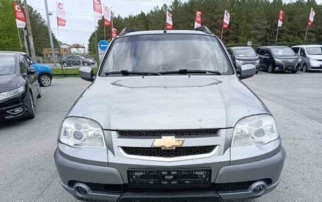 Chevrolet Niva I рестайлинг, 2015 год, 649 995 рублей, 2 фотография