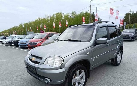 Chevrolet Niva I рестайлинг, 2015 год, 649 995 рублей, 3 фотография