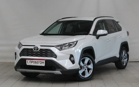 Toyota RAV4, 2021 год, 4 250 000 рублей, 1 фотография