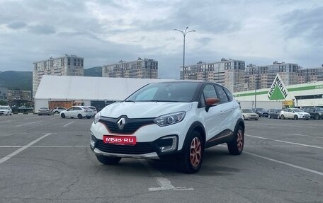 Renault Kaptur I рестайлинг, 2017 год, 1 645 000 рублей, 1 фотография