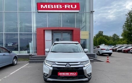 Mitsubishi Outlander III рестайлинг 3, 2015 год, 2 фотография