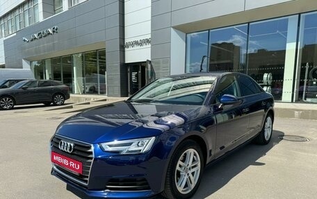 Audi A4, 2018 год, 3 290 000 рублей, 1 фотография