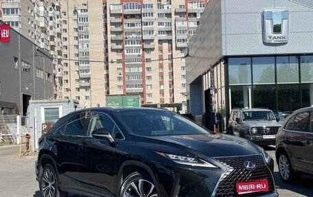 Lexus RX IV рестайлинг, 2021 год, 6 650 000 рублей, 1 фотография
