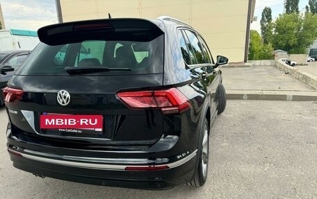 Volkswagen Tiguan II, 2020 год, 3 190 000 рублей, 3 фотография