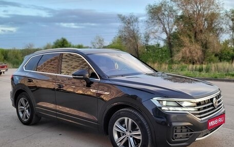 Volkswagen Touareg III, 2018 год, 6 500 000 рублей, 1 фотография