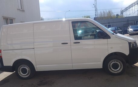 Volkswagen Transporter T5 рестайлинг, 2013 год, 1 550 000 рублей, 1 фотография