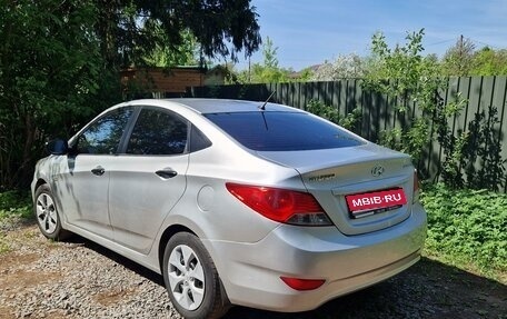 Hyundai Solaris II рестайлинг, 2012 год, 545 499 рублей, 1 фотография