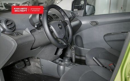 Chevrolet Spark III, 2013 год, 795 000 рублей, 3 фотография