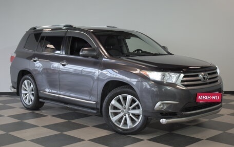 Toyota Highlander III, 2013 год, 2 280 000 рублей, 3 фотография