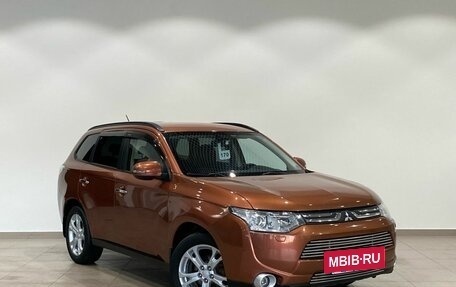 Mitsubishi Outlander III рестайлинг 3, 2012 год, 1 249 000 рублей, 7 фотография