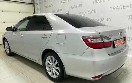 Toyota Camry, 2017 год, 2 450 000 рублей, 6 фотография