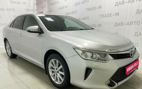 Toyota Camry, 2017 год, 2 450 000 рублей, 5 фотография