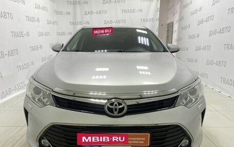 Toyota Camry, 2017 год, 2 450 000 рублей, 3 фотография