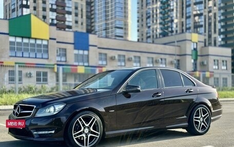 Mercedes-Benz C-Класс, 2011 год, 1 450 000 рублей, 5 фотография