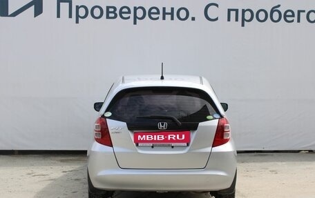 Honda Fit III, 2009 год, 847 000 рублей, 6 фотография