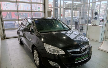 Opel Astra J, 2011 год, 695 000 рублей, 3 фотография