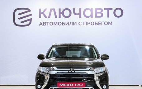 Mitsubishi Outlander III рестайлинг 3, 2019 год, 2 430 000 рублей, 2 фотография