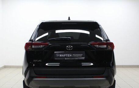 Toyota RAV4, 2021 год, 3 550 000 рублей, 5 фотография