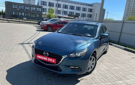 Mazda 3, 2017 год, 1 989 000 рублей, 3 фотография