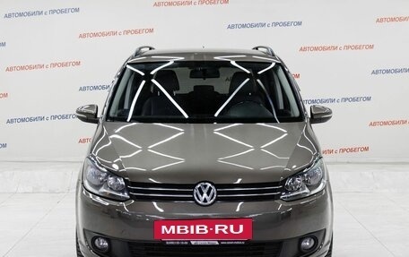 Volkswagen Touran III, 2012 год, 1 065 000 рублей, 2 фотография