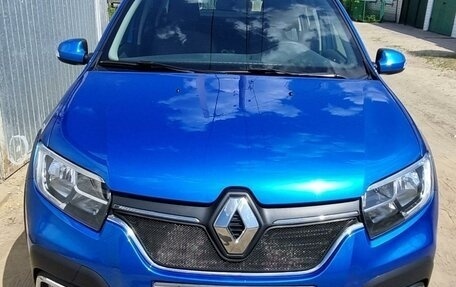 Renault Logan II, 2019 год, 1 295 000 рублей, 1 фотография