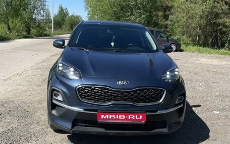 KIA Sportage IV рестайлинг, 2020 год, 2 500 000 рублей, 1 фотография