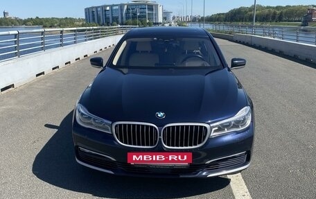 BMW 7 серия, 2015 год, 2 фотография