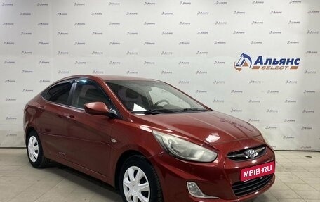 Hyundai Solaris II рестайлинг, 2013 год, 820 000 рублей, 1 фотография