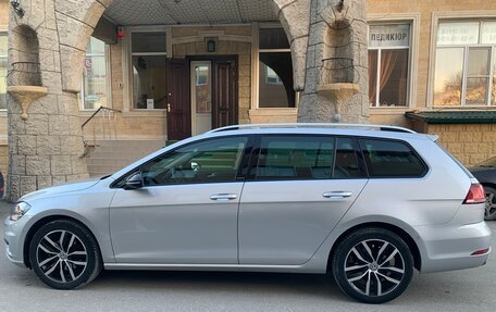 Volkswagen Golf VII, 2019 год, 1 960 000 рублей, 6 фотография