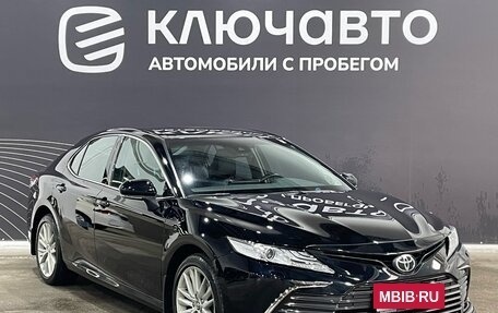 Toyota Camry, 2021 год, 3 380 000 рублей, 3 фотография