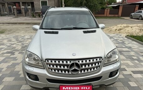 Mercedes-Benz M-Класс, 2005 год, 1 240 000 рублей, 1 фотография