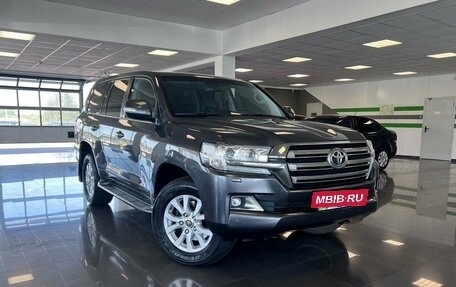 Toyota Land Cruiser 200, 2015 год, 6 795 000 рублей, 5 фотография