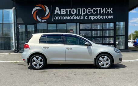 Volkswagen Golf VI, 2009 год, 750 000 рублей, 2 фотография