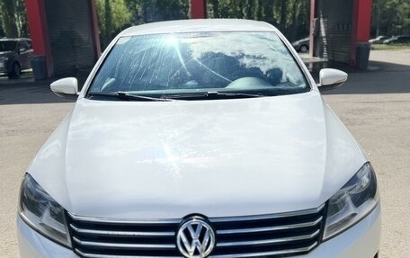 Volkswagen Passat B7, 2012 год, 1 000 000 рублей, 2 фотография