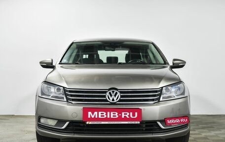 Volkswagen Passat B7, 2013 год, 1 091 250 рублей, 2 фотография