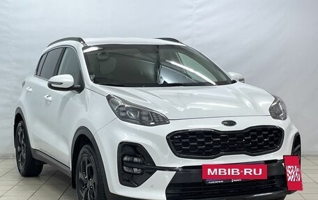 KIA Sportage IV рестайлинг, 2021 год, 2 700 000 рублей, 2 фотография