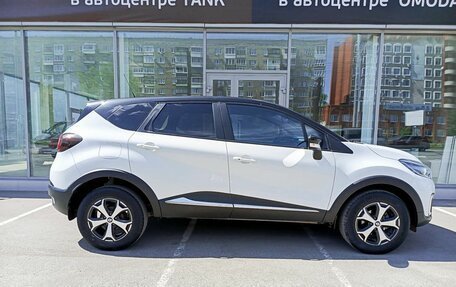 Renault Kaptur I рестайлинг, 2018 год, 1 715 000 рублей, 4 фотография