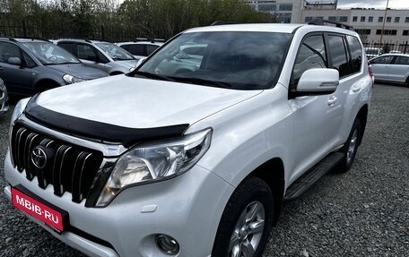 Toyota Land Cruiser Prado 150 рестайлинг 2, 2014 год, 3 700 000 рублей, 1 фотография