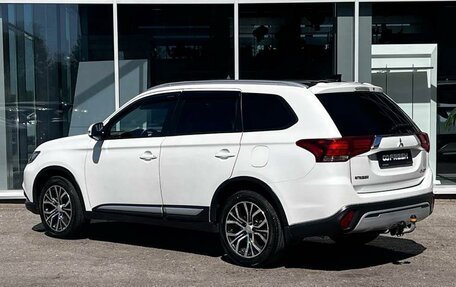 Mitsubishi Outlander III рестайлинг 3, 2019 год, 2 555 000 рублей, 2 фотография